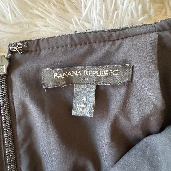 Banana Republic Wool Blend A-Line Mini Skirt Lined Size 4 - Picture 4 of 4